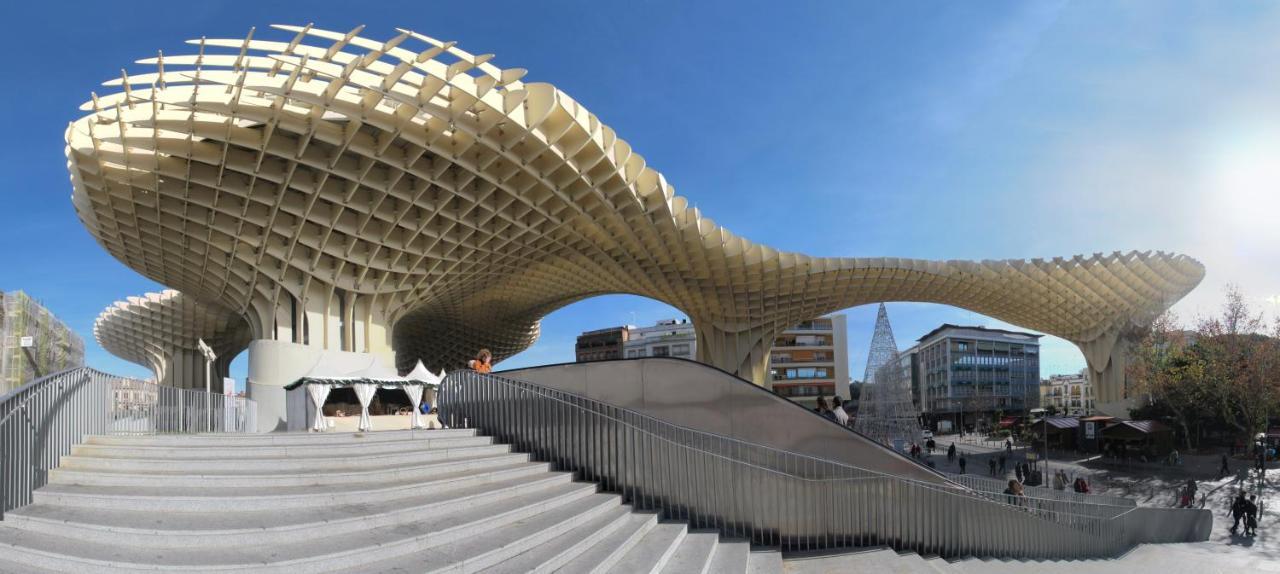 Azahar Metropol Parasol, Parking Gratis Para Coches Medianos Sevilla Exterior foto